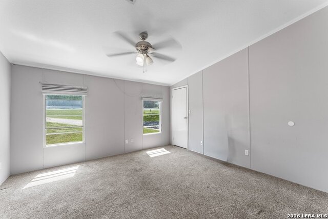 576 Wright Dr Property Photo 16