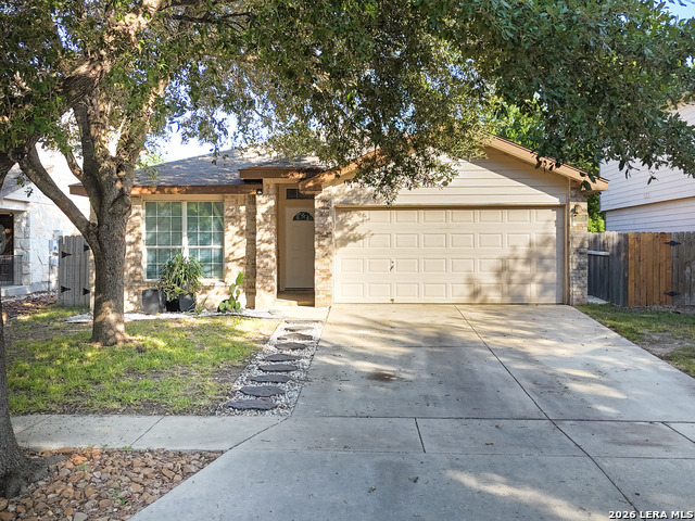 223 Eagle Pass Dr Property Photo 1