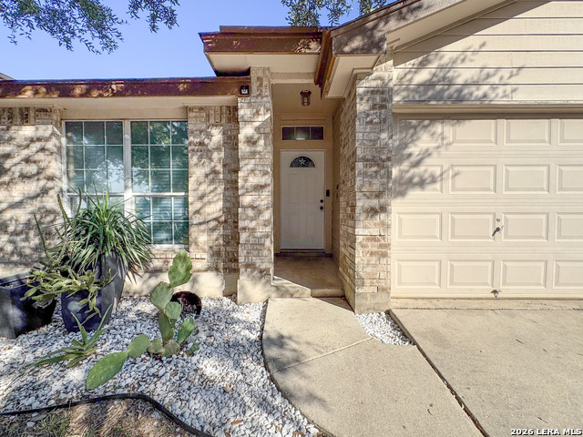 223 Eagle Pass Dr Property Photo 4