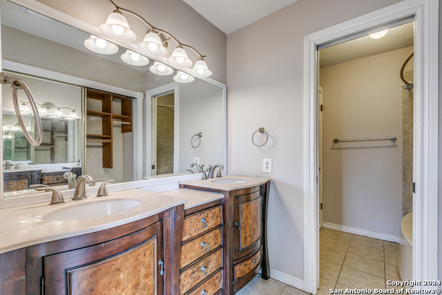 8503 Ridge Stone St Property Photo 10