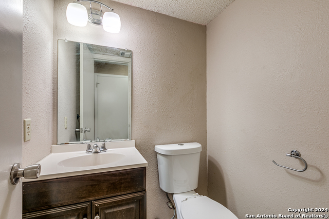8503 Ridge Stone St Property Photo 12