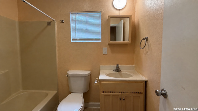 1319 Leal Property Photo 8
