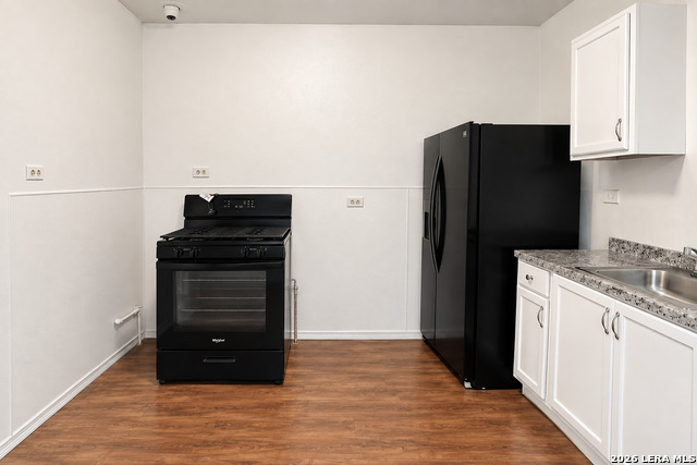1319 Leal Property Photo 4