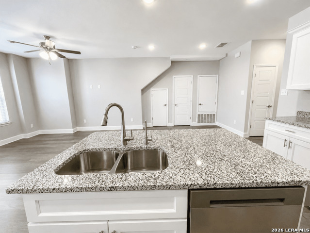 7220 Magnolia Creek Property Photo 6