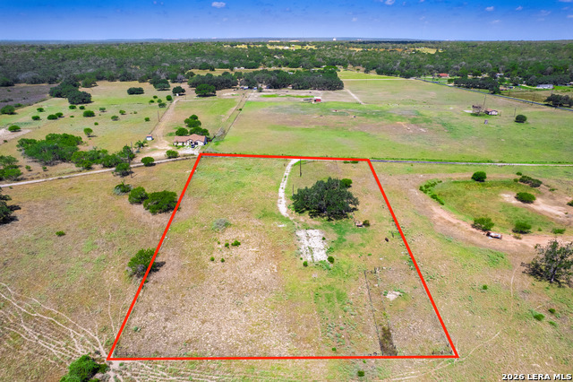 2572 Mogford Rd Property Photo 2