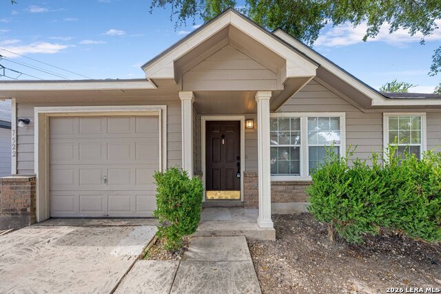 7522 Yellow Sand Dr Property Photo 3