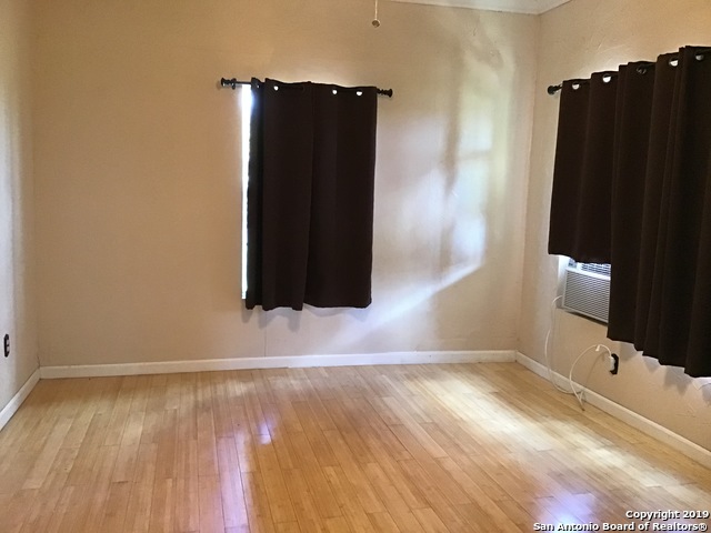 8215 E Loop 1604 S Property Photo 2