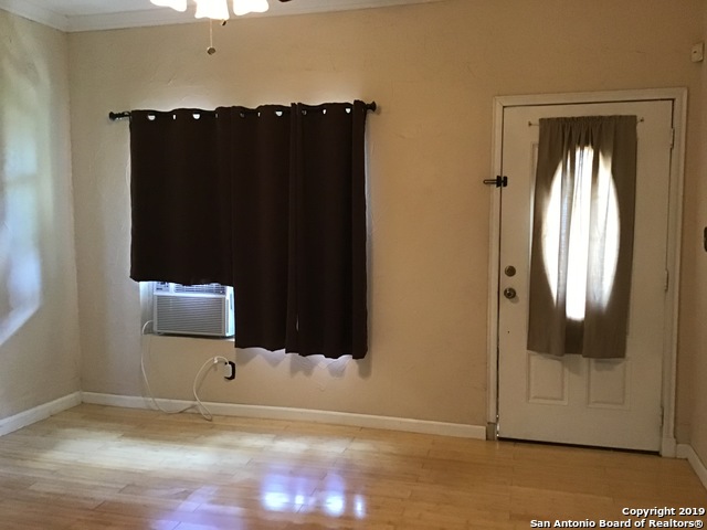 8215 E Loop 1604 S Property Photo 3