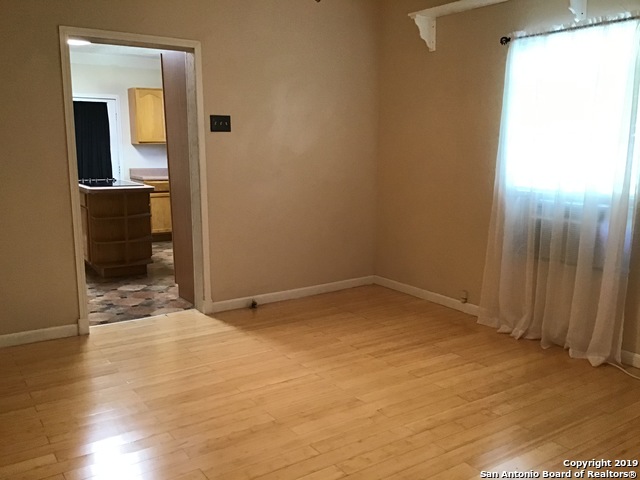 8215 E Loop 1604 S Property Photo 4