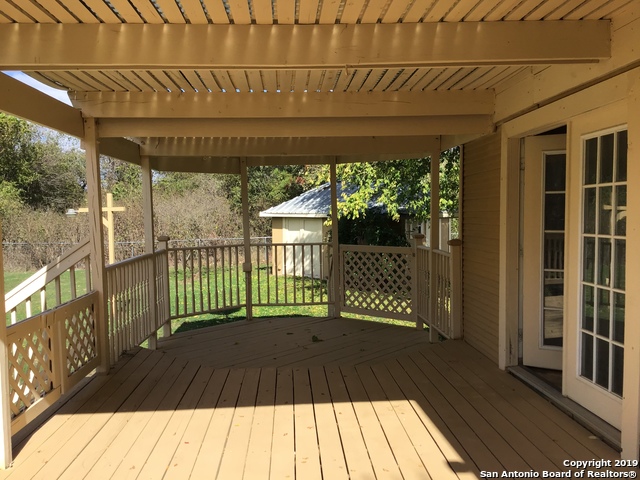 8215 E Loop 1604 S Property Photo 10