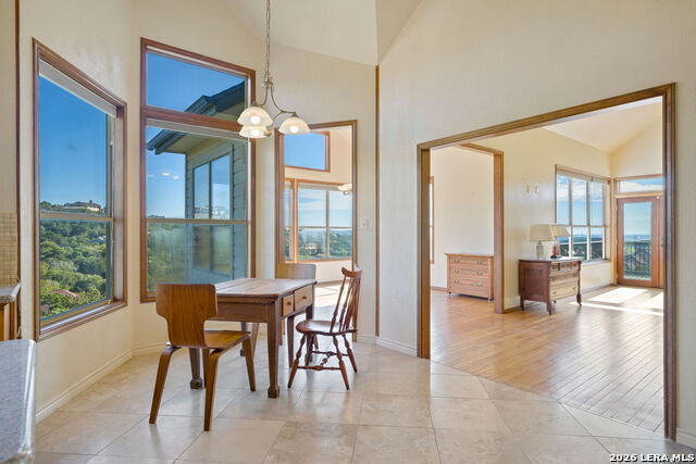 19318 Strauss Property Photo 4