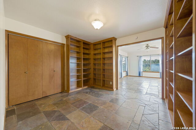 19318 Strauss Property Photo 8