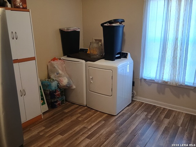 231 Marquette Property Photo 5