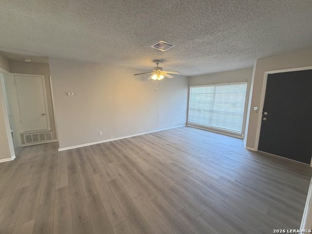 5263 Charolais Dr Property Photo 4
