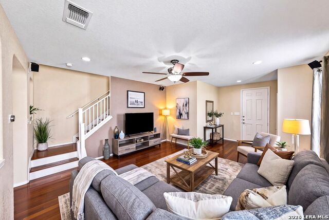 2231 Sundrop Bay Property Photo 6