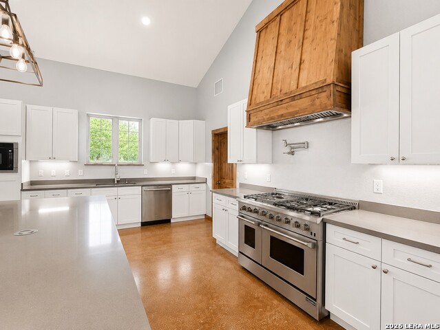 161 Balsly Rd Property Photo 9