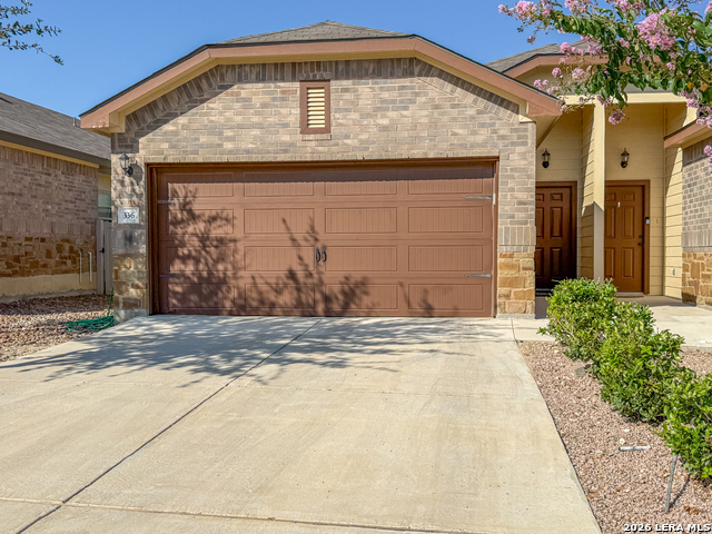 336 Emma Property Photo 1