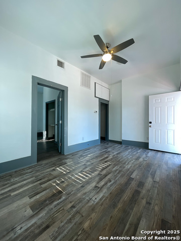 802 Montana St Property Photo 8