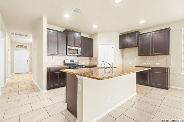 8514 Hamer Rnch Property Photo 8
