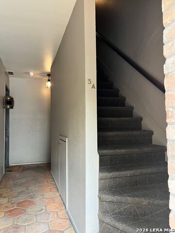 7707 Broadway Property Photo 2