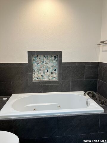 7707 Broadway Property Photo 12