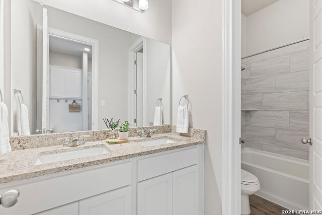 9015 Mendrin Rdg Property Photo 38