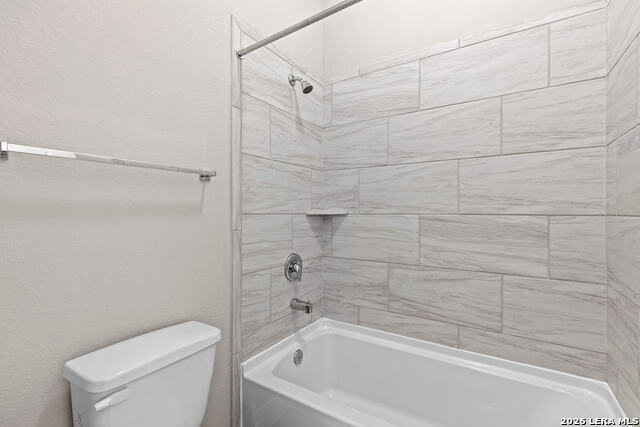 9015 Mendrin Rdg Property Photo 39