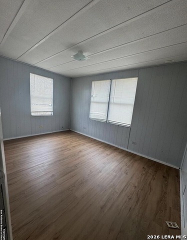 6060 Mount Olive Property Photo 9