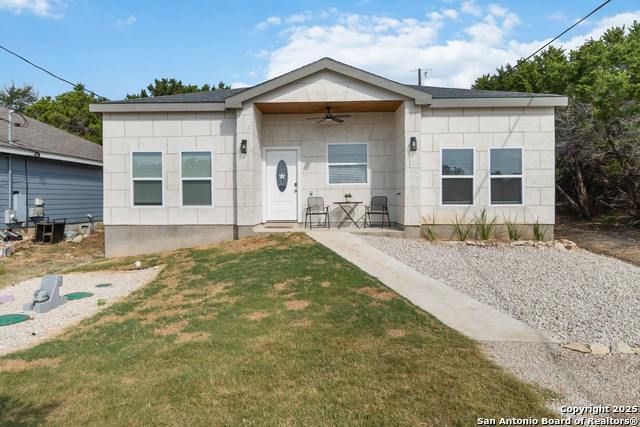 567 Hummingbird Property Photo 1