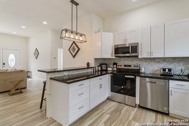 567 Hummingbird Property Photo 10