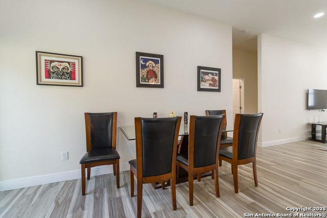 567 Hummingbird Property Photo 13