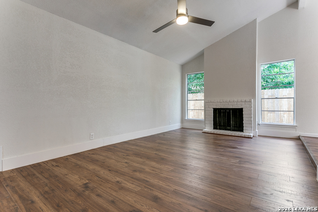8214 Banbury Dr Property Photo 5