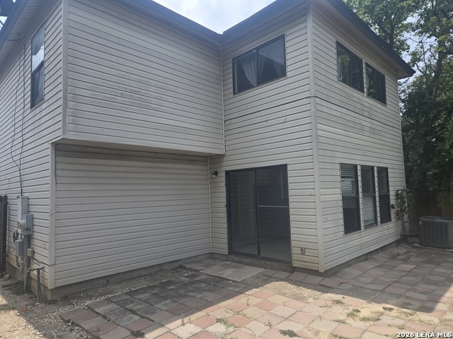 5015 Taylor Kenton Property Photo 2
