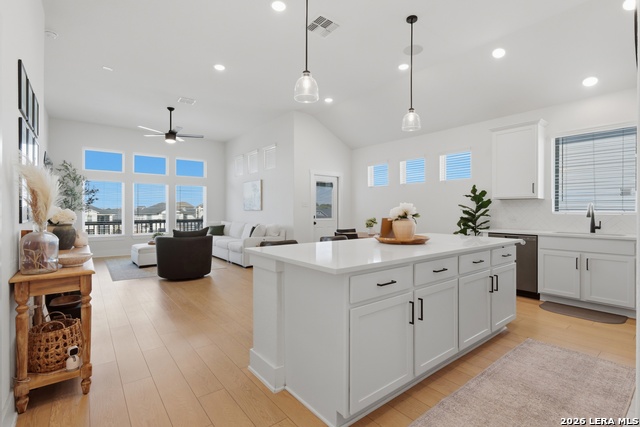 4882 Knox Vw Property Photo 6