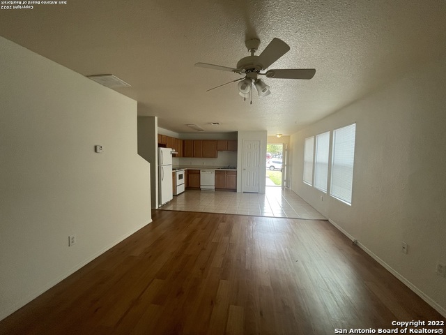 11247 Terra Loop Rd Property Photo 6