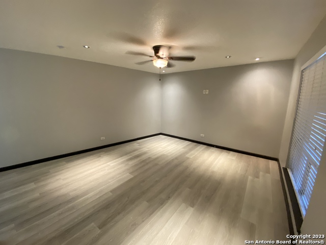 211 NATALEN AVE Property Photo 1