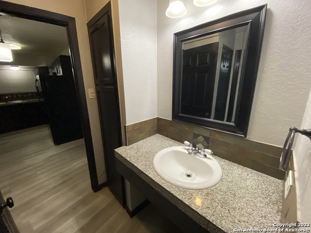 211 Natalen Ave Property Photo 6