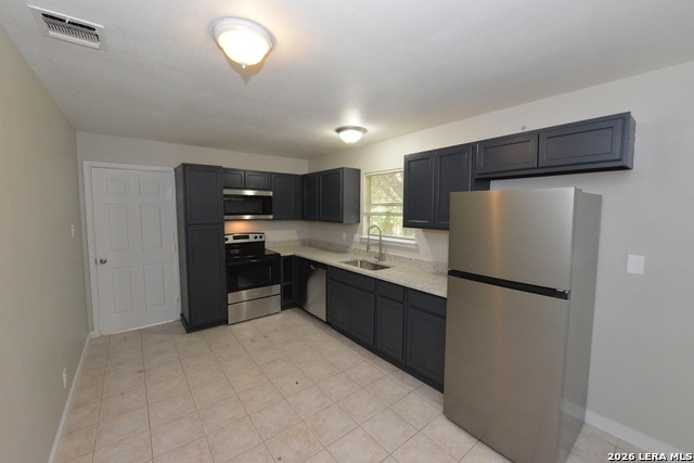 7217 Leading Oaks Property Photo 6