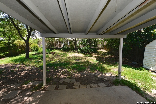 7217 Leading Oaks Property Photo 16