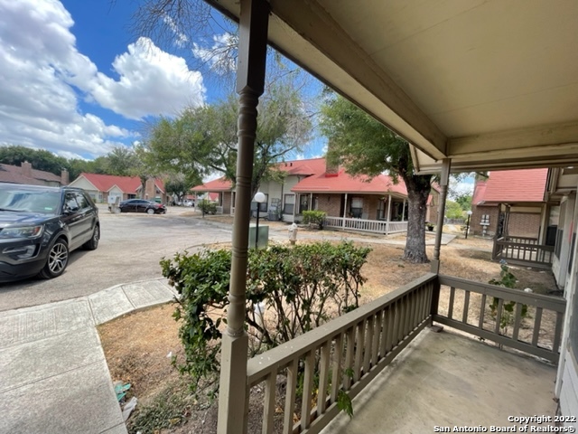 6302 Bostonian Property Photo 2