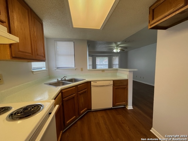 6302 Bostonian Property Photo 8