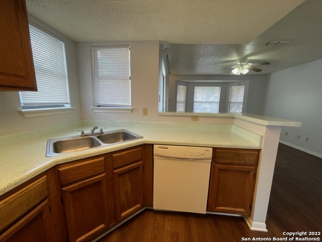 6302 Bostonian Property Photo 9
