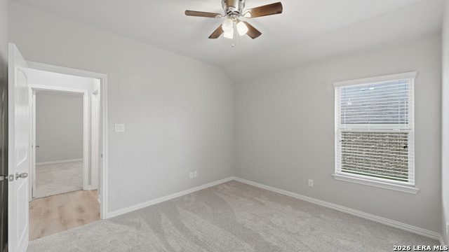 863 Maroon St Property Photo 26