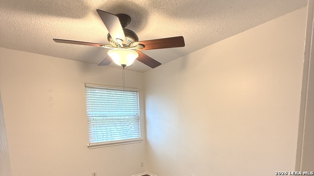7335 Lazy Trl Property Photo 7