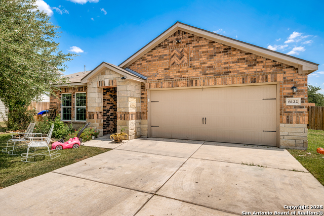6122 Underwood Way Property Photo 1