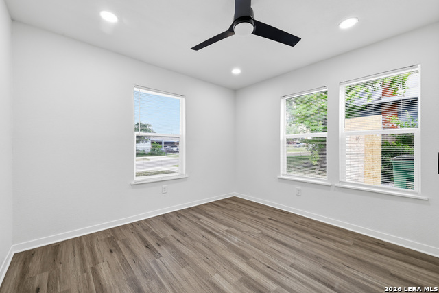 132 Stratford Ct Property Photo 26