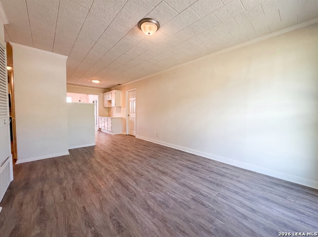 7627 Glen Fls Property Photo 3