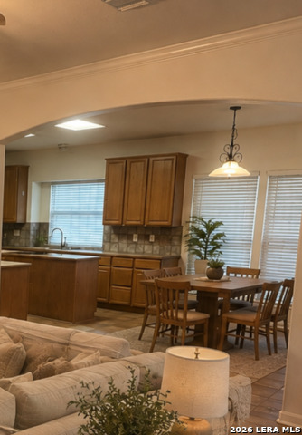 2411 Enfield Grove Dr Property Photo 5