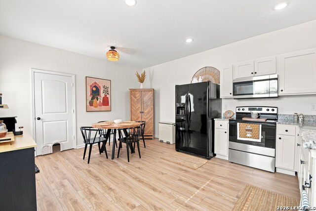 206 Chickering Ave Property Photo 5