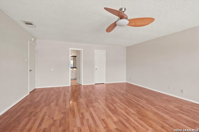 2410 Cedar Property Photo 10